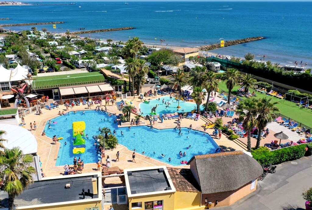 Club Farret holiday park is right on the beach