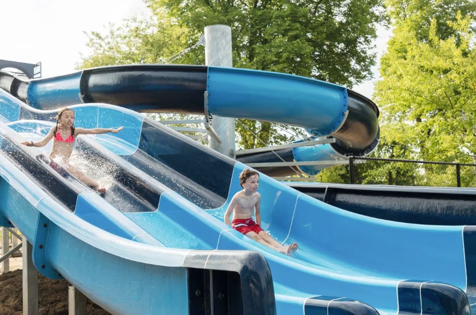 De Twee Bruggen Campsite has a great selection of slides kids can play on all day long.