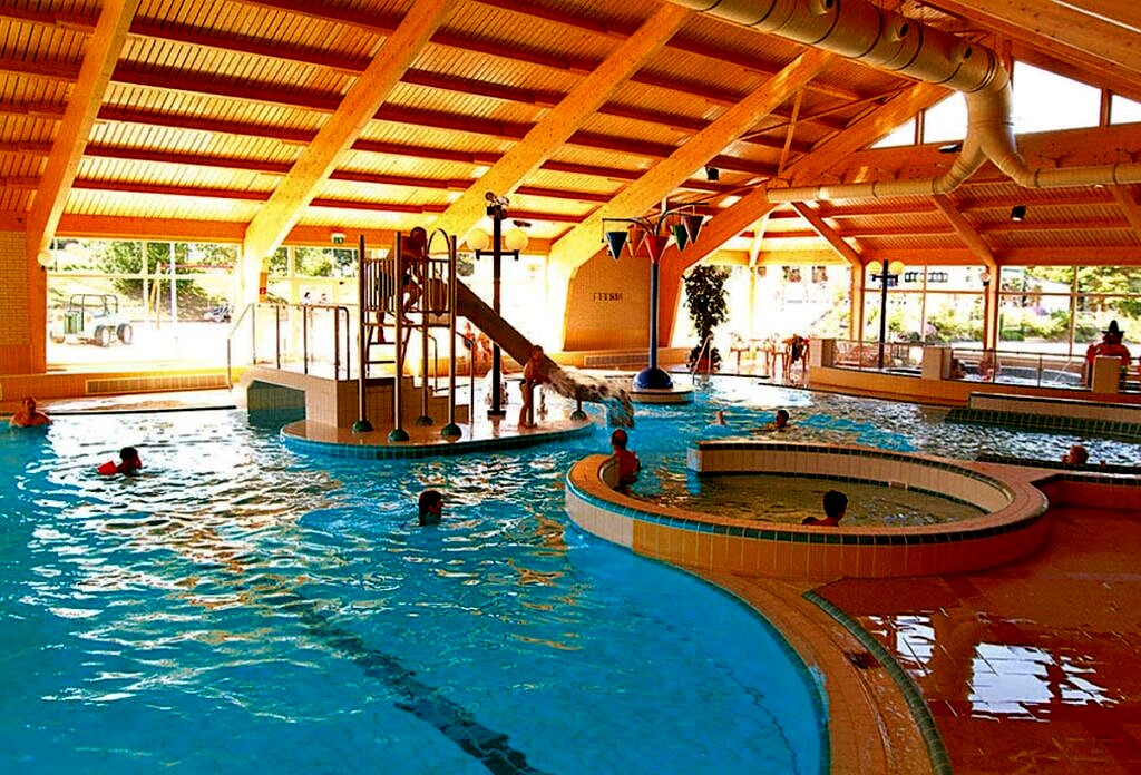 Landal Warsberg Campsite has indoor and outdoor pools