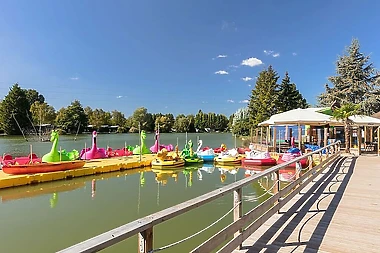 Camping La Croix du Vieux Pont, France, Picardy