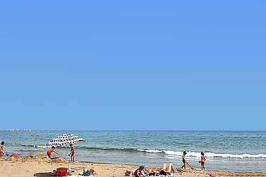 Camping Les Mûriers, France, Languedoc-Roussillon